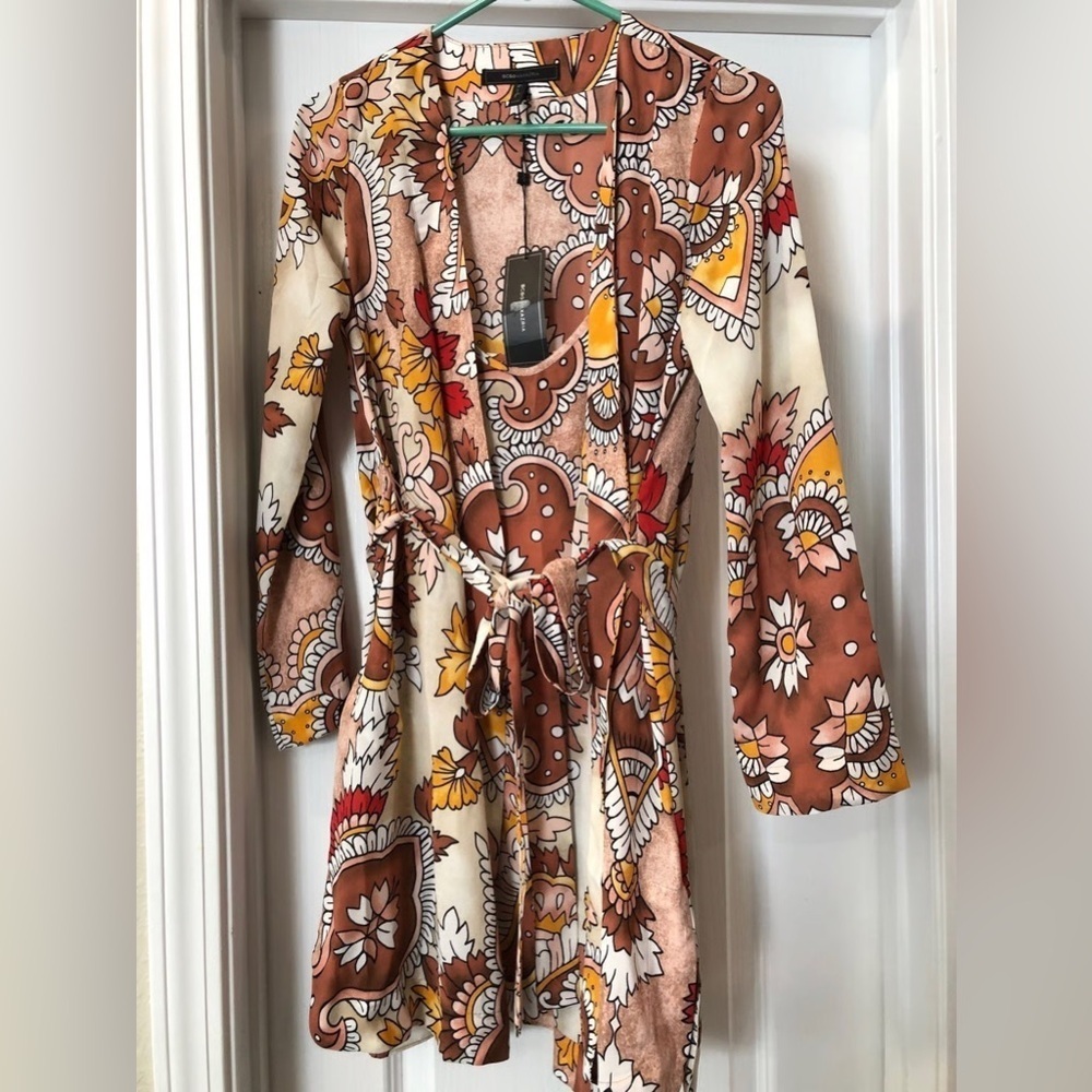 BCBGMAXAZRIA Women's Red Grand Paisley Long-sleeve Wrap Dress size XS $348